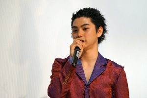 村上虹郎