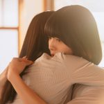 吉田美月喜＆THE RAMPAGE 藤原樹 W主演ドラマ『世界で一番早い春』真帆と嵐がタイムスリップの謎を調べていき…。さらにゴリラ丸男が抱える驚きの事実とは――第6話場面写真