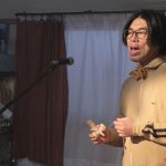 市村正親演じる隣人の絵本作家・前園俊太郎邸を“勝手にお宅訪問”！―『泥棒役者』特別映像解禁