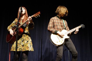 GLIM SPANKY（松尾レミ、亀本寛貴）