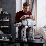 「レゴ スター・ウォーズ」“究極のコレクターシリーズ”にAT-ATが登場！高さ62cmの巨大モデルでホスの戦いを完全再現