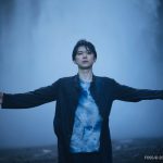 吉沢亮、神秘的なアイスランドの自然の中で撮りおろした写真集『FOSS』発売決定