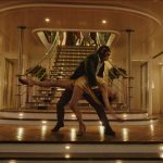 圧巻のスケールと斬新なビジュアル、感動的な音楽で作り出すミュージカル・エンターテイメント『BETTER MAN／ベター・マン』場面写真解禁