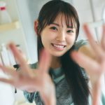 乃木坂46 森平麗心、しっとりとした空気感に包まれたカットの数々――「B.L.T.」に登場
