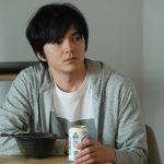 主演で唯一の出演者・林遣都が一人三役で三つ子役を好演！―『世界は3で出来ている』見逃し配信決定