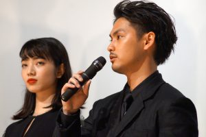 小松菜奈、柳楽優弥