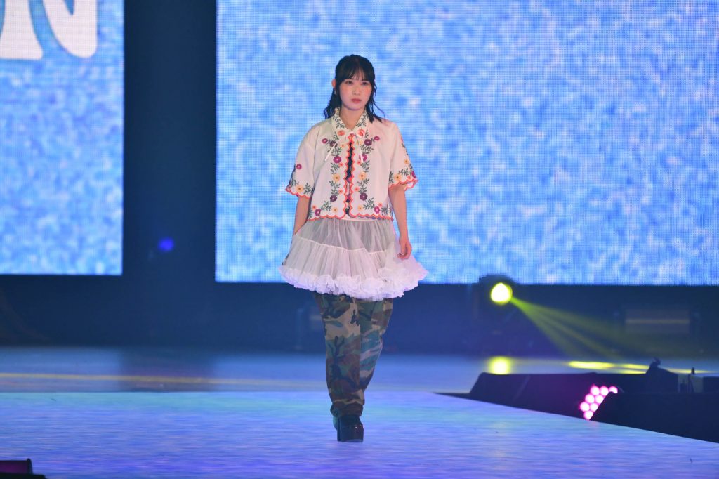 八木仁愛　撮影／蔭山勝也