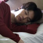 ［睡眠の日］記念！中村倫也演じる“7人の僕”の寝顔を公開！―『水曜日が消えた』〈場面写真〉解禁