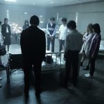 “十三人目”の死体役をとまんが熱演―『十二人の死にたい子どもたち』都内で“生”実演開催