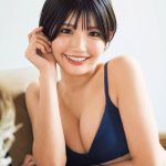 南あみ、眩しい笑顔で「週刊少年マガジン」初登場