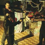 Snow Man 佐久間大介主演『スペシャルズ』廃墟に集められた3人の殺し屋…佐久間大介・中本悠太・青柳翔の手に汗握る銃撃アクションシーン〈本編映像〉公開