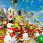 ミニオンパークが初のクリスマスデコレーション！―USJ『ユニバーサル・ワンダー・クリスマス』「ミニオン・ハチャメチャ・クリスマス・パーティ」開催