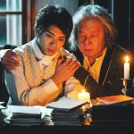 『ベートーヴェン捏造』“主人への愛をこじらせた男”シンドラーを捉えた場面写真解禁