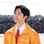 Netflixシリーズ『離婚しようよ』世間知らずな三世議員役・松坂桃李の姿を捉えた場面写真解禁