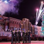 「関ジャニ∞も胸をうたれた」―USJ『ユニバーサル・ワンダー・クリスマス』「天使のくれた奇跡III」セレモニーに関ジャニ∞参加