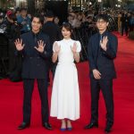 ━第38回東京国際映画祭━ レッドカーペットに『君の顔では泣けない』芳根京子、髙橋海人、坂下雄一郎監督が登場
