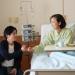 『アナログ』寄り添う悟に母・玲子がかける“愛の言葉”…親子の温かな時間を映し出す本編映像解禁