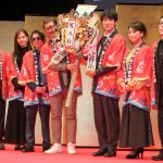 『嘘八百 なにわ夢の陣』完成披露試写会に中井貴一×佐々木蔵之介らキャストが登壇