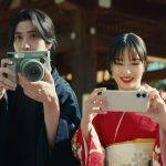 広瀬すず＆横浜流星が「ワイドなチェキ」で激写――「お正月を写そう♪」新CM