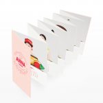 山田杏奈を“12種類の季節のスイーツ”に見立てたカレンダー発売