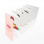 山田杏奈を“12種類の季節のスイーツ”に見立てたカレンダー発売