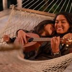 『リロ＆スティッチ』「音楽が本作の魂」――“オハナ”たちによる音楽制作の裏側を映し出す特別映像解禁
