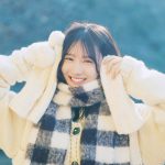 日向坂46 藤嶌果歩、モコモコのニット姿でとびきりの笑顔――「blt graph.」表紙＆巻頭に登場