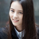 「草原の実験」舞台挨拶に主演の少女エレーナ・アンが緊急来日！